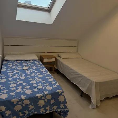 Modern Duplex In Centre 2br 2 Baths