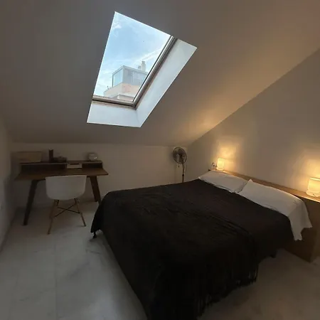 Modern Duplex In Centre 2br 2 Baths Appartement *